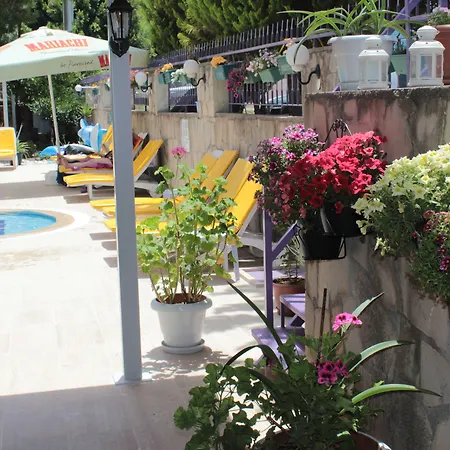 Victoria Princess 4* Side