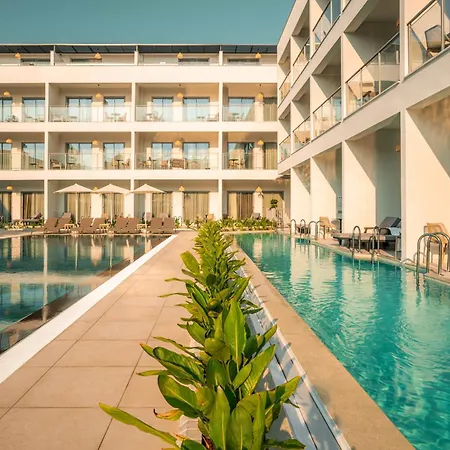 Victoria Princess Aparthotel Side