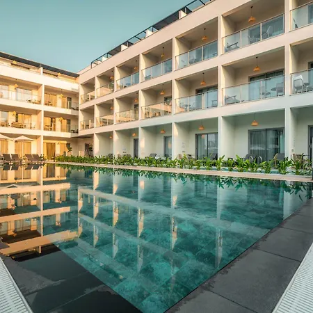 Victoria Princess 4* Side