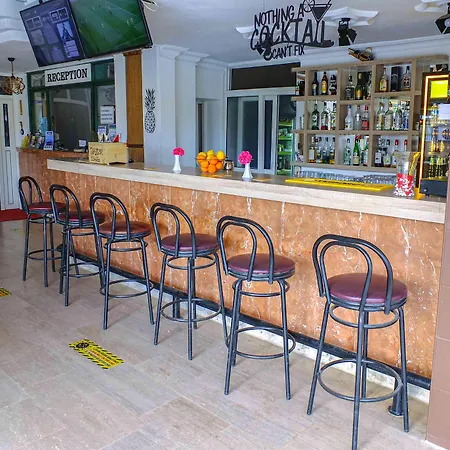 Hotel Victoria Princess Side