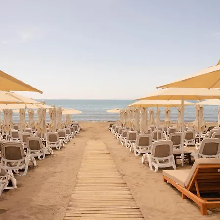 מלון Victoria Princess 4*