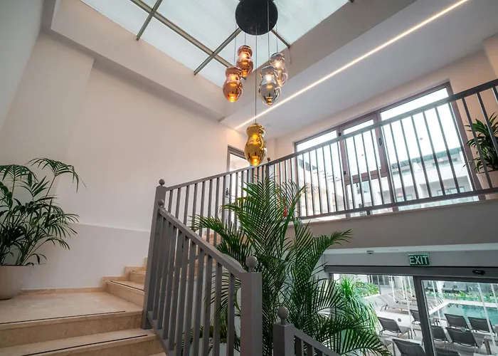 Victoria Princess 4* Sidé