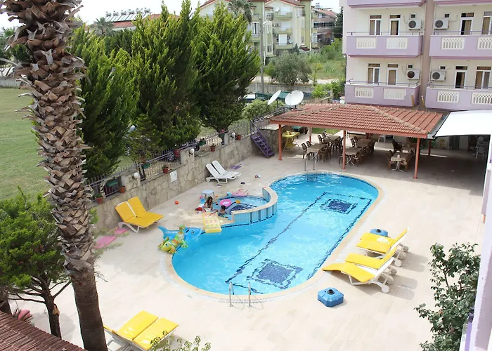 Victoria Princess Aparthotel Side